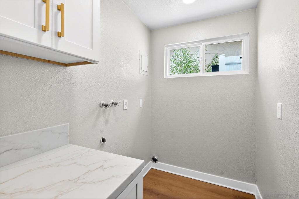 5130 Roswell Property Photo 30