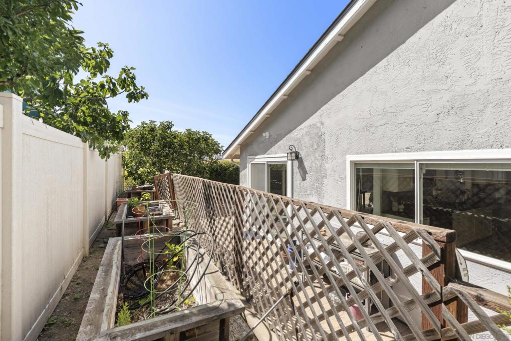 16172 Selva Dr Property Photo 31