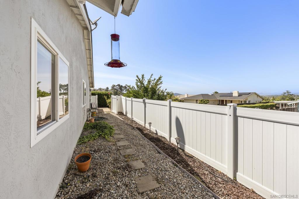 16172 Selva Dr Property Photo 35