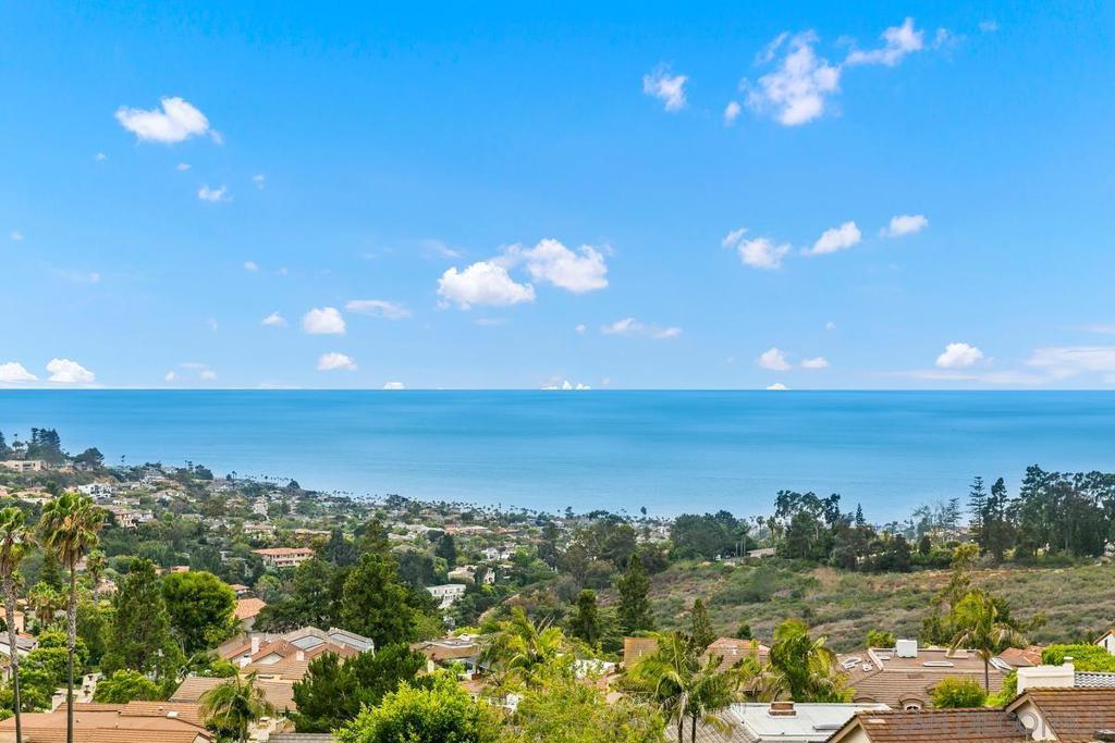 2097 Caminito Capa Property Photo 2