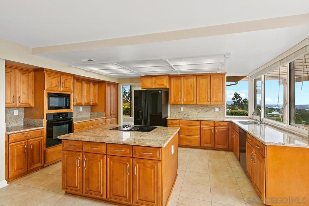 2097 Caminito Capa Property Photo 18
