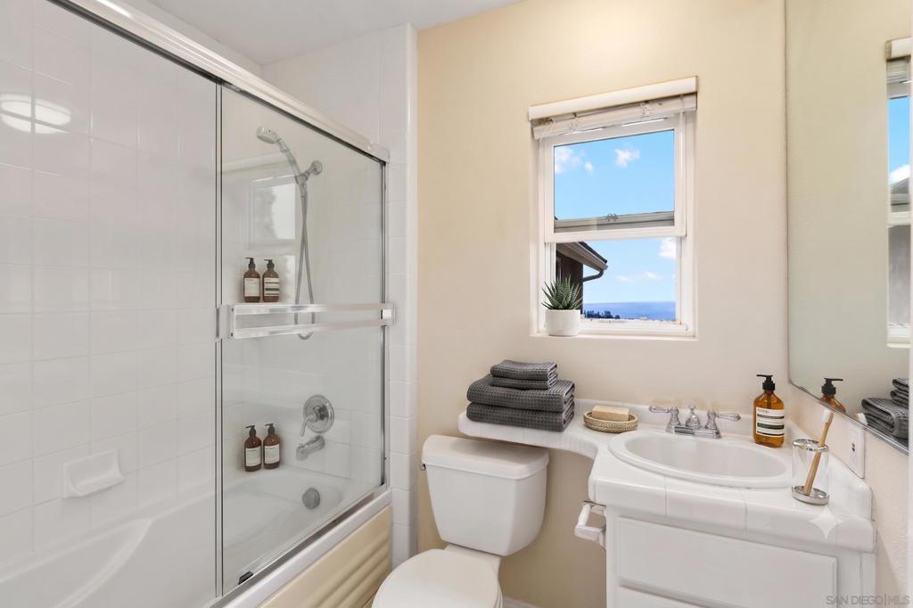 2097 Caminito Capa Property Photo 41