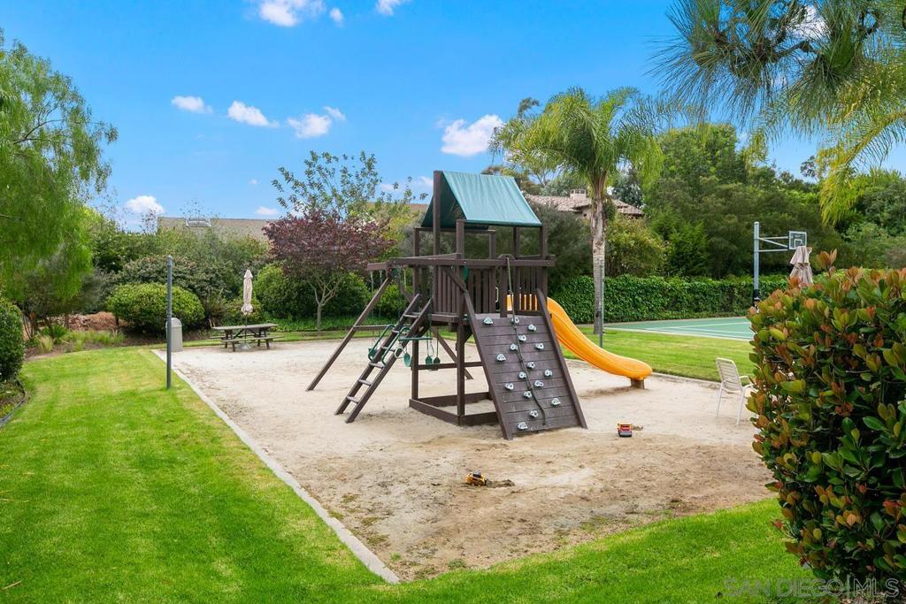 2097 Caminito Capa Property Photo 66