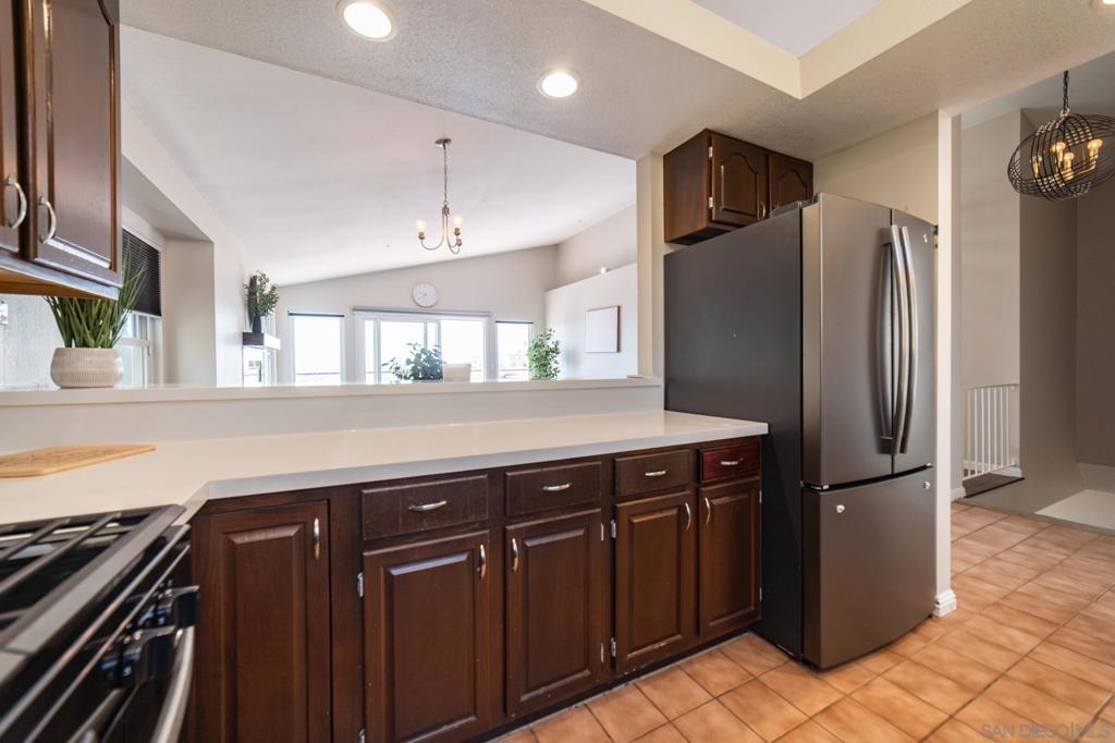 1102 La Mesa Property Photo 7