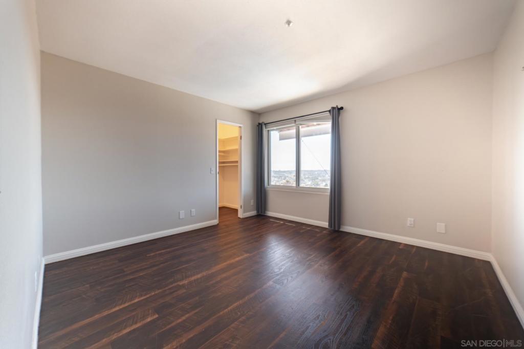 1102 La Mesa Property Photo 22