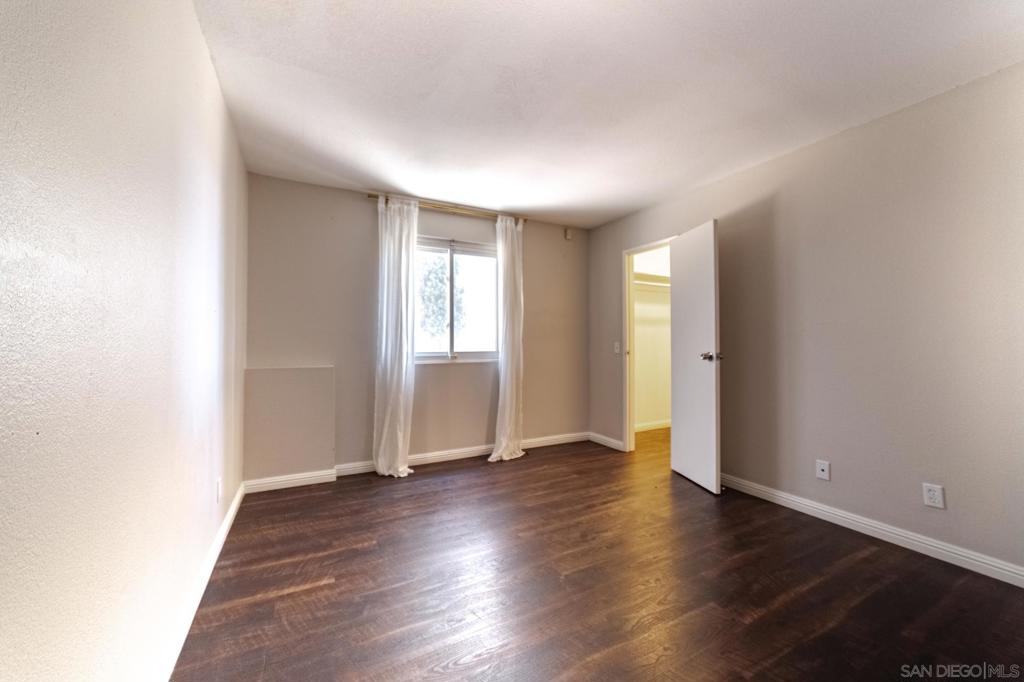 1102 La Mesa Property Photo 24
