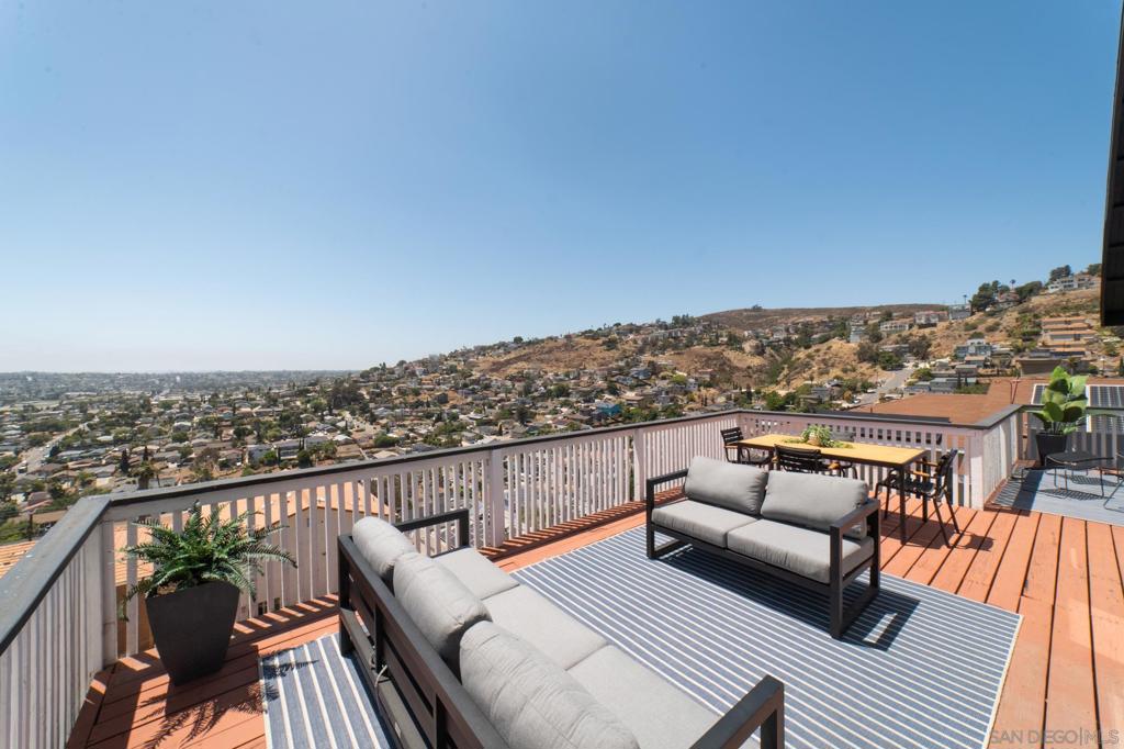1102 La Mesa Property Photo 26