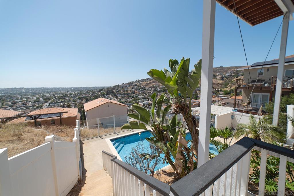 1102 La Mesa Property Photo 30