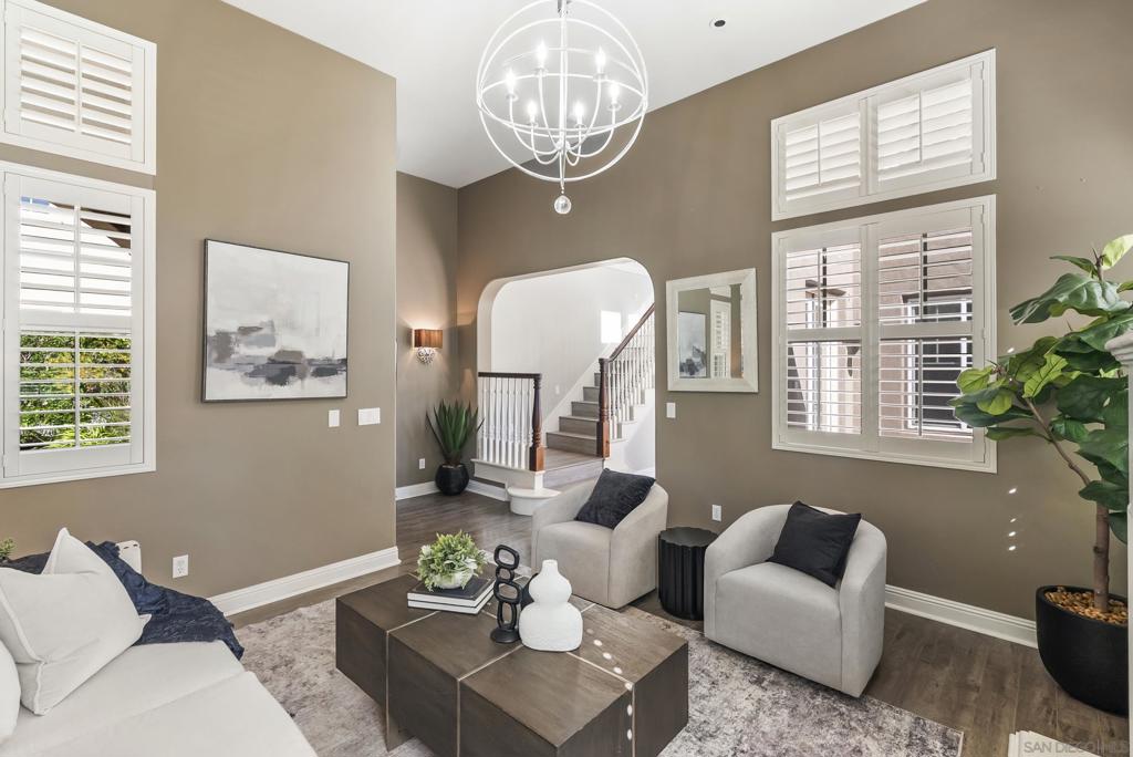15639 Via Montecristo Property Photo 9