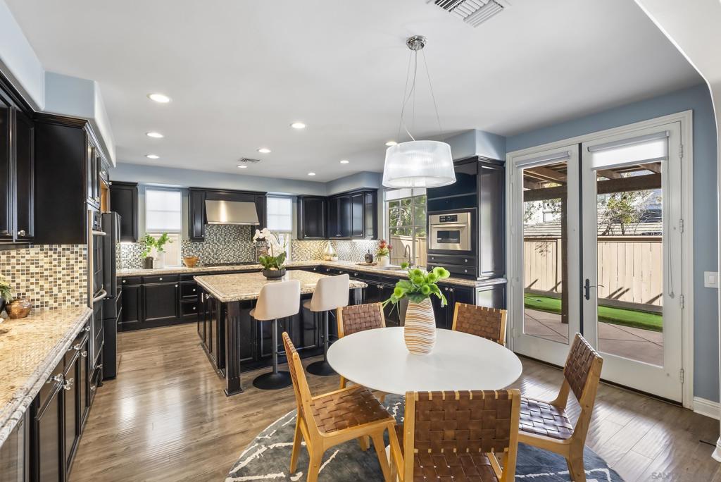 15639 Via Montecristo Property Photo 16