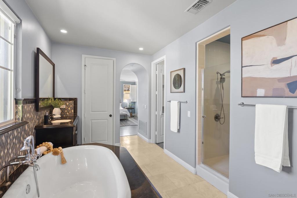 15639 Via Montecristo Property Photo 30