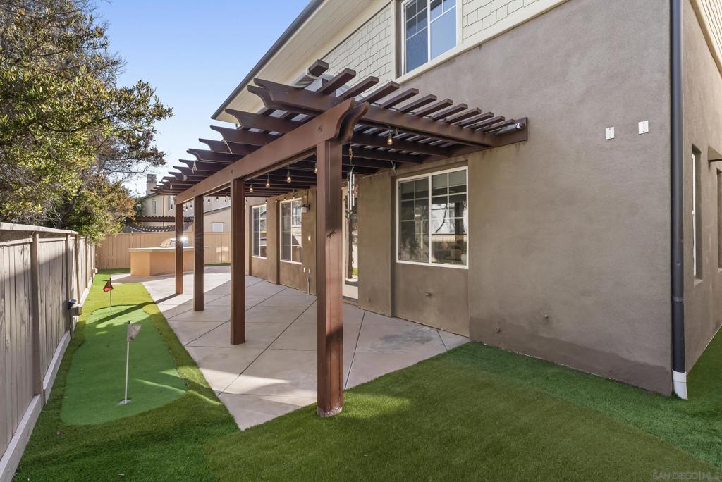 15639 Via Montecristo Property Photo 39
