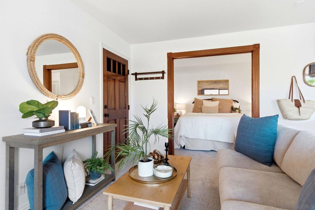 8430 Via Mallorca 111 Property Photo 6