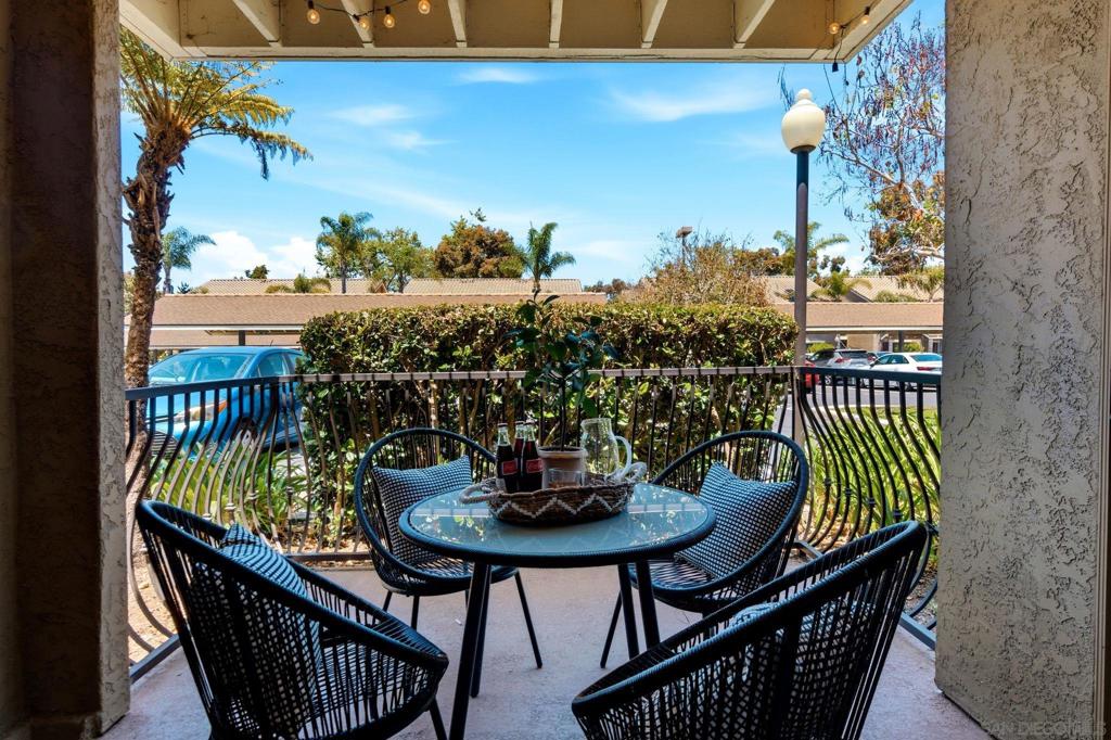 8430 Via Mallorca 111 Property Photo 13