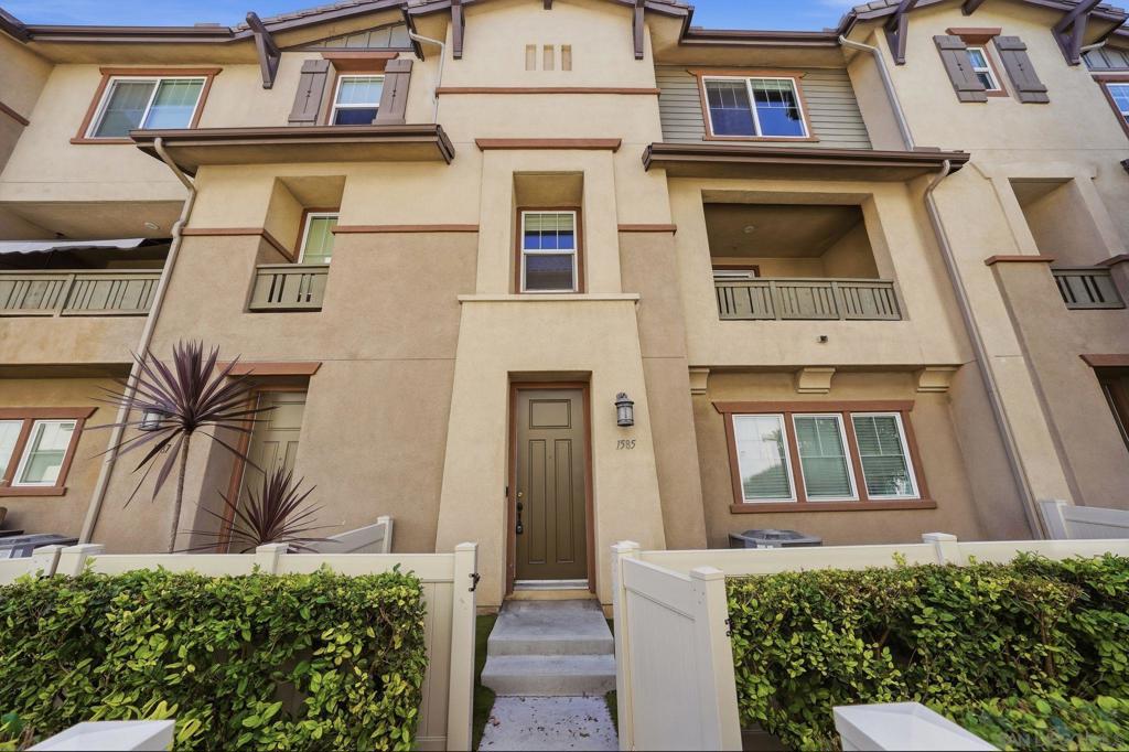 1585 San Alfonso Property Photo 4
