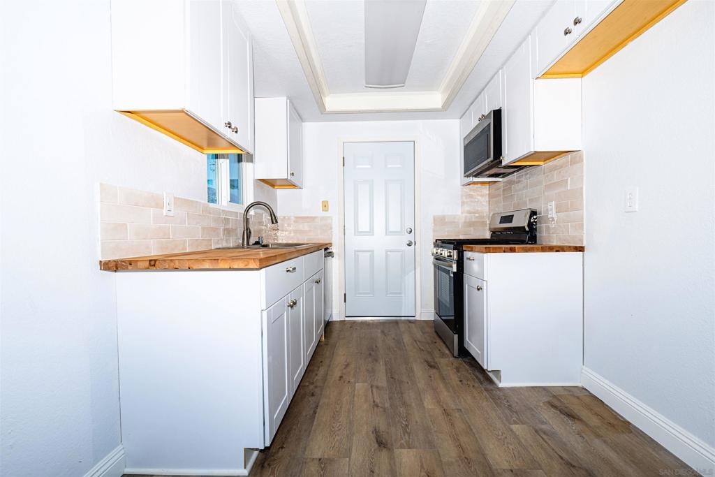 33190 Walls Property Photo 17