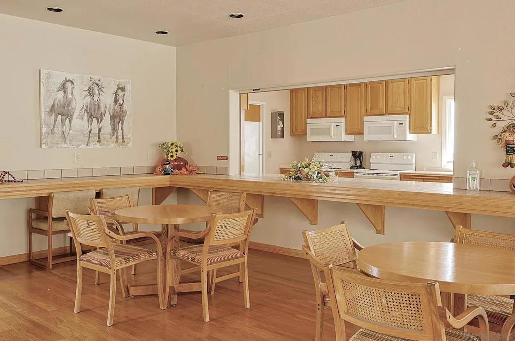 6350 Genesee Ave. #115 Property Photo 27