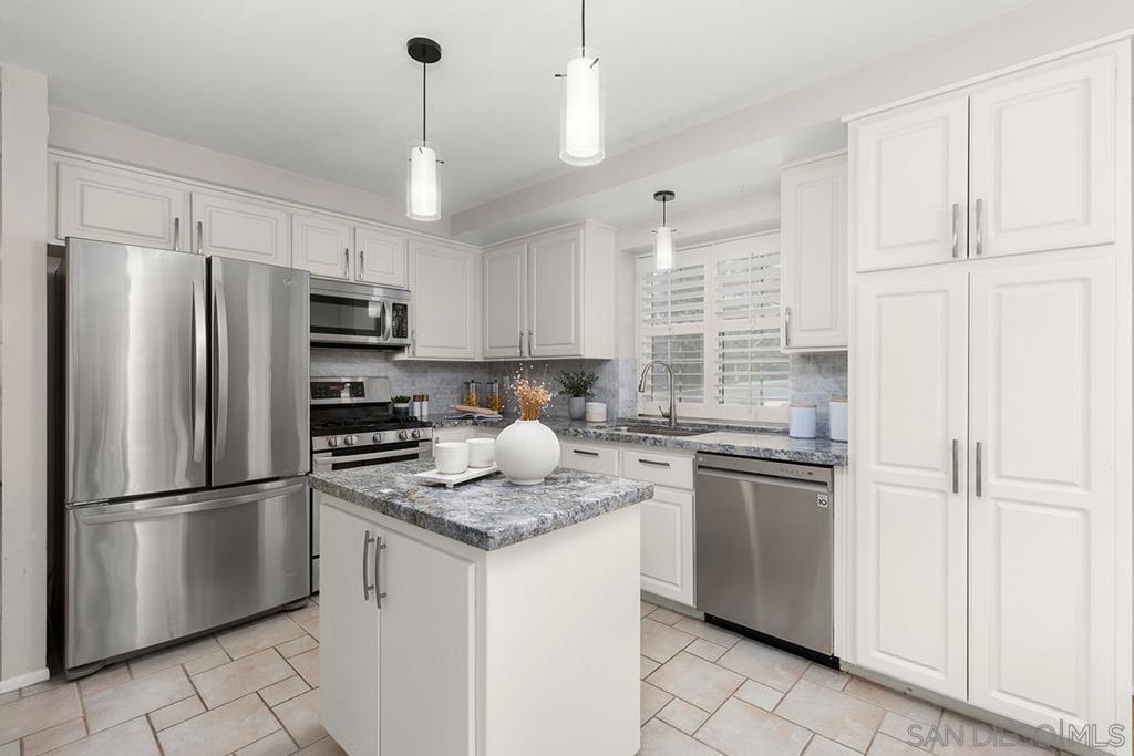 3631 Caminito Carmel Landing Property Photo 7