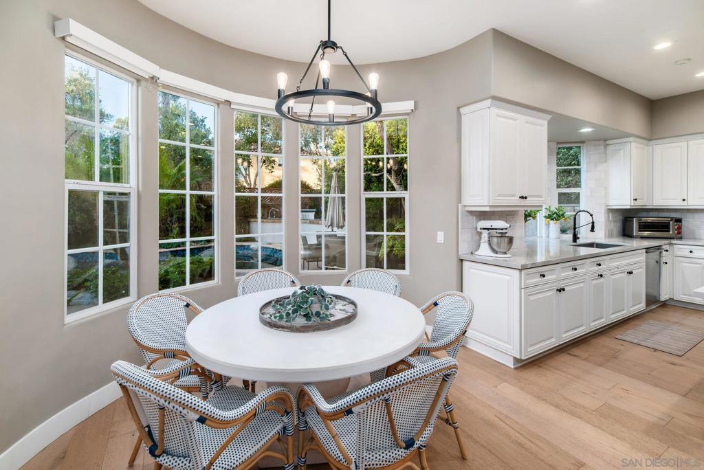5012 Seagrove Cove Property Photo 20