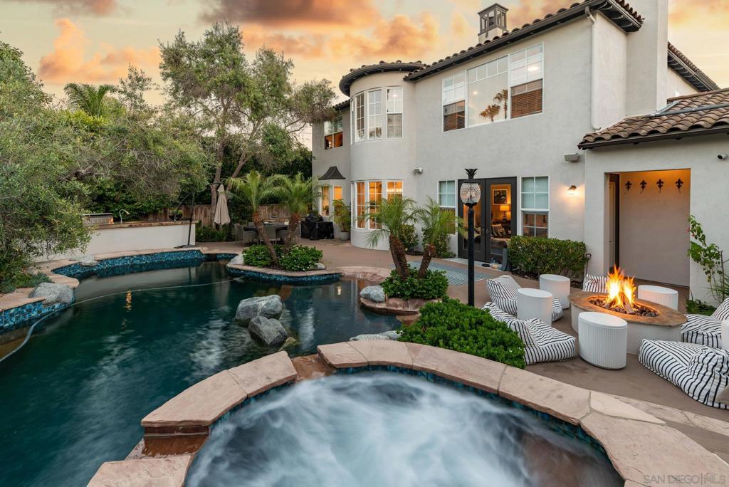 5012 Seagrove Cove Property Photo 42