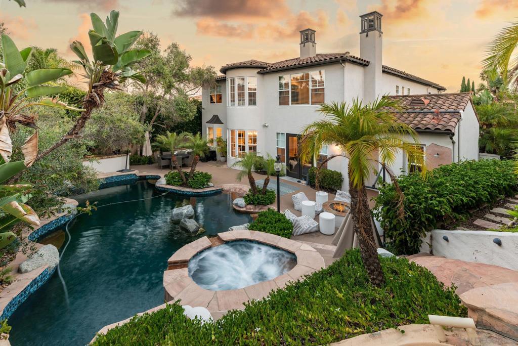 5012 Seagrove Cove Property Photo 43