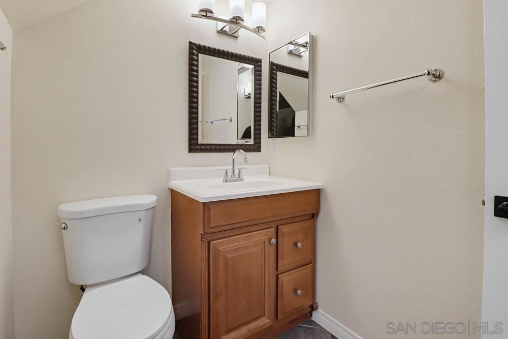4536 Arizona 2 Property Photo 33