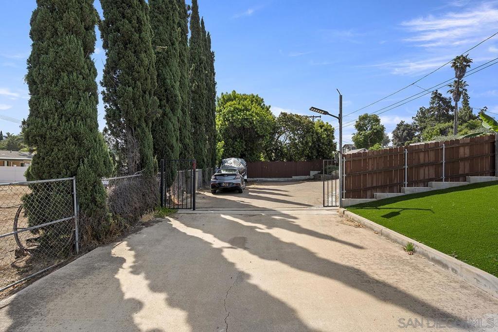 1157 Via Loma Vista Property Photo 6