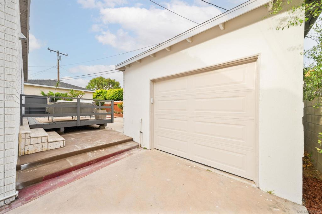 1116 Cerise Ave Property Photo 8