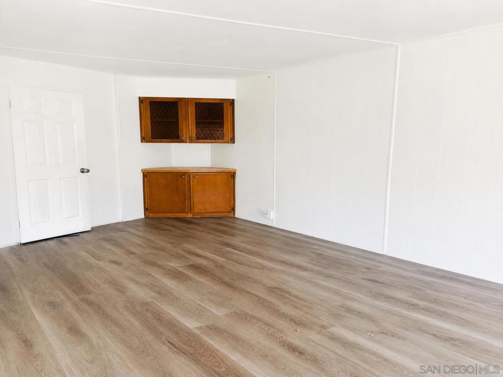 12044 Royal Spc 4 Property Photo 3