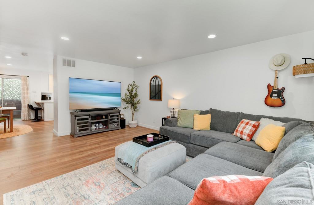 3631 Lemona C Property Photo 1
