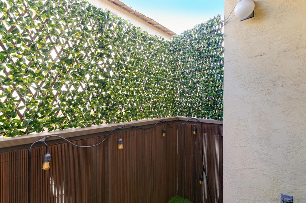 3631 Lemona C Property Photo 9