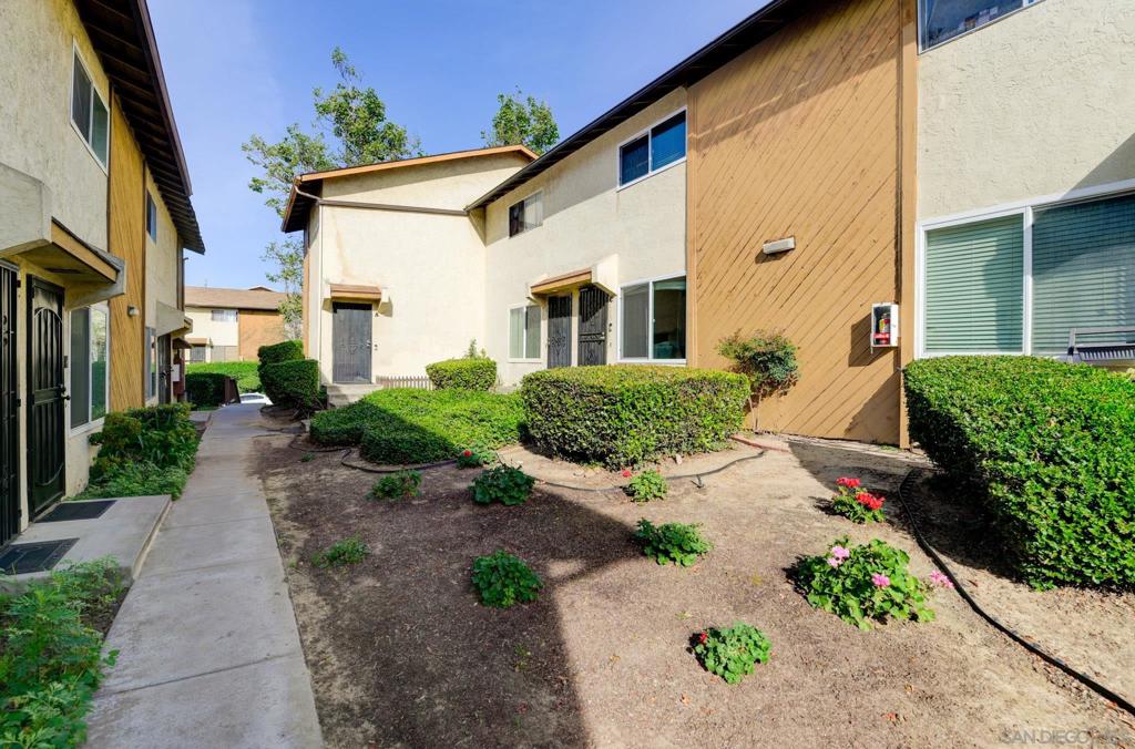 3631 Lemona C Property Photo 22