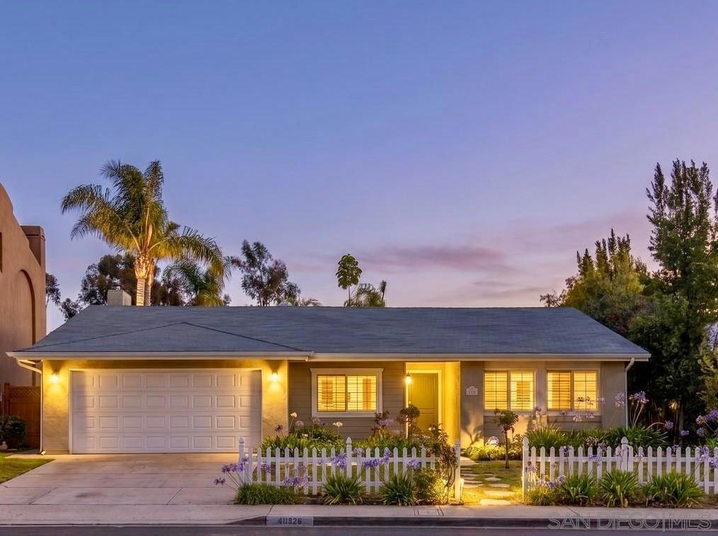 10325 Avenida Magnifica Property Photo 1