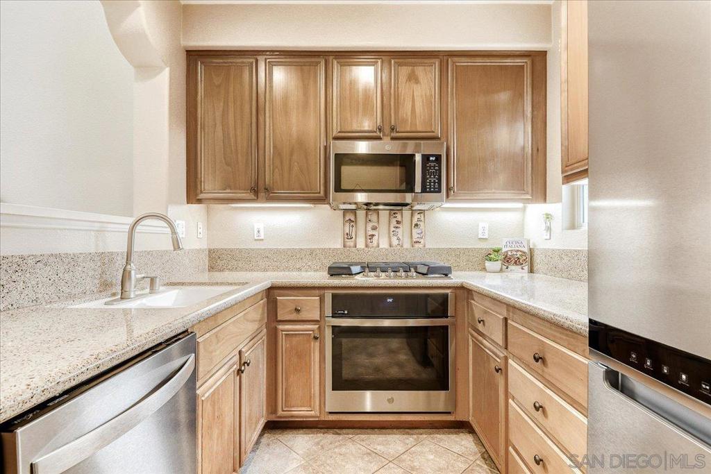 1162 Westin Way Property Photo 8