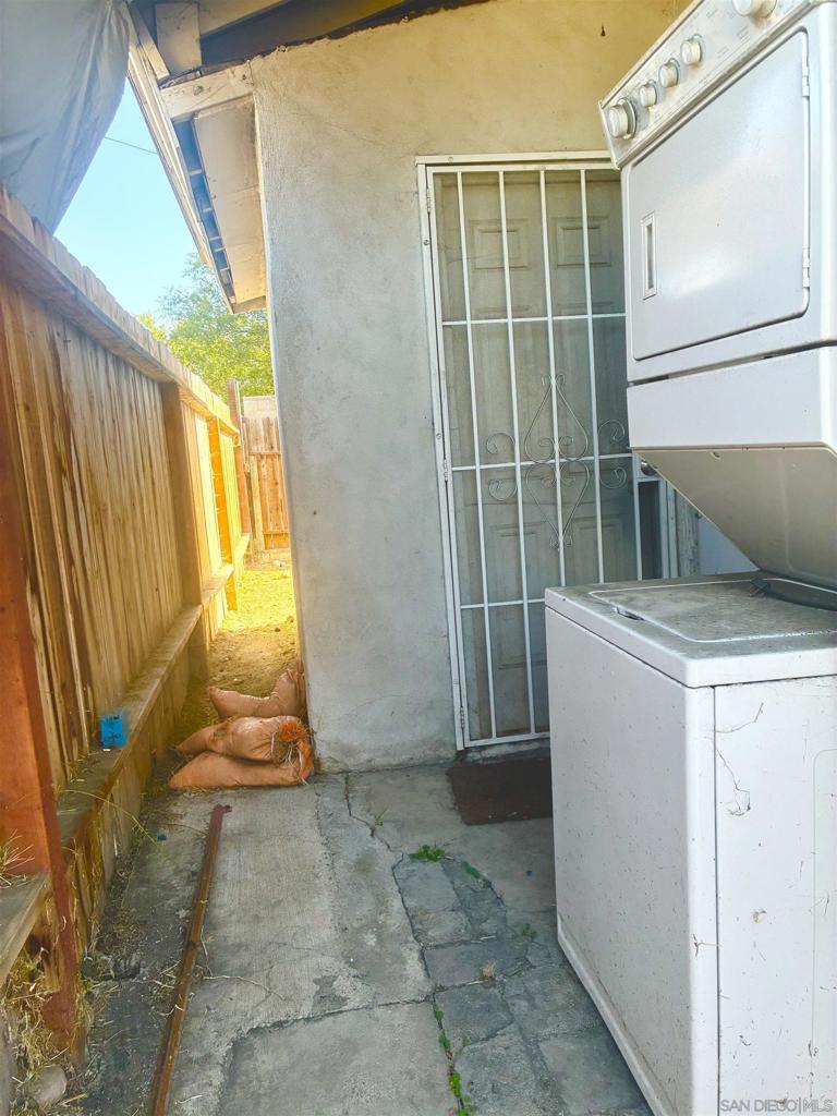 3634 3636 Central Avenue Property Photo 22