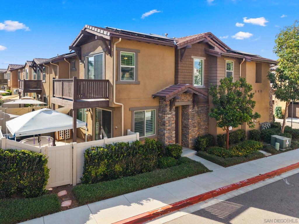 3251 Crecida Property Photo 1