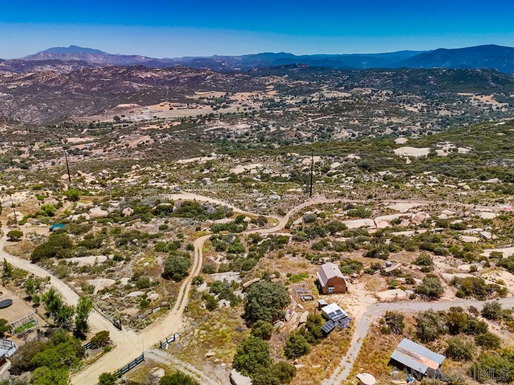 21038 Fog Ridge Property Photo 8
