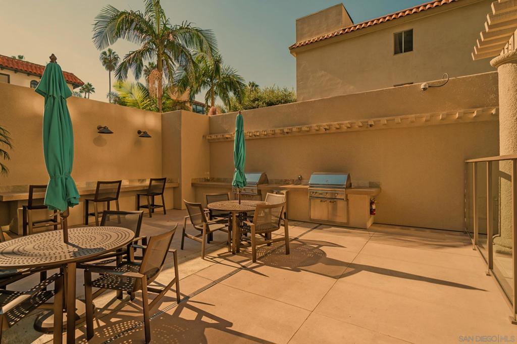 939 Coast Blvd 14f Property Photo 39