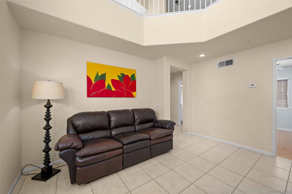 278 Brookview Ct Property Photo 6