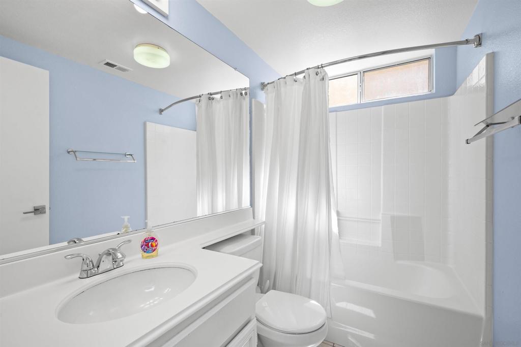278 Brookview Ct Property Photo 8