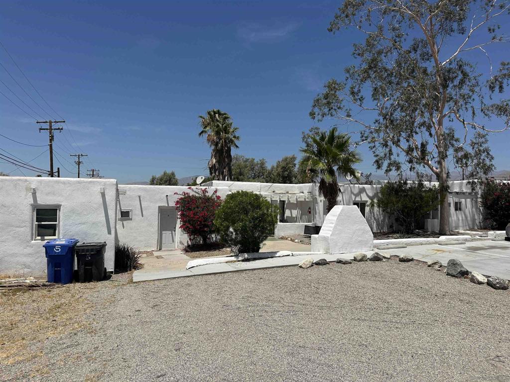66351 1st Street Property Photo 3