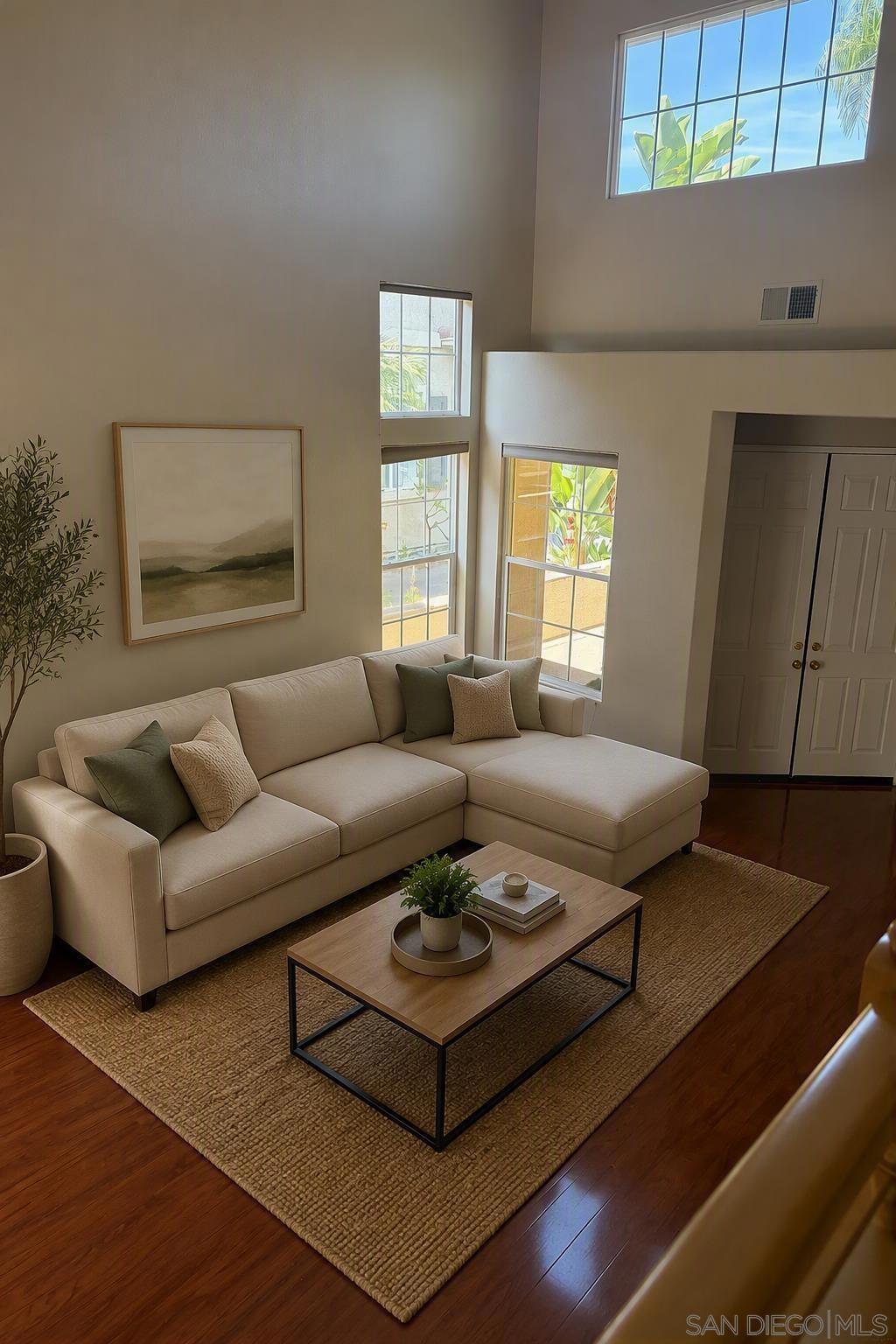 17136 Patina St Property Photo 3