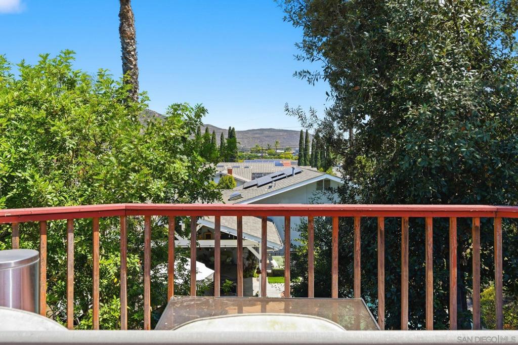 8087 Blue Lake Dr Property Photo 43
