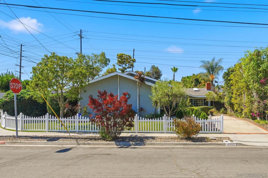 8087 Blue Lake Dr Property Photo 45