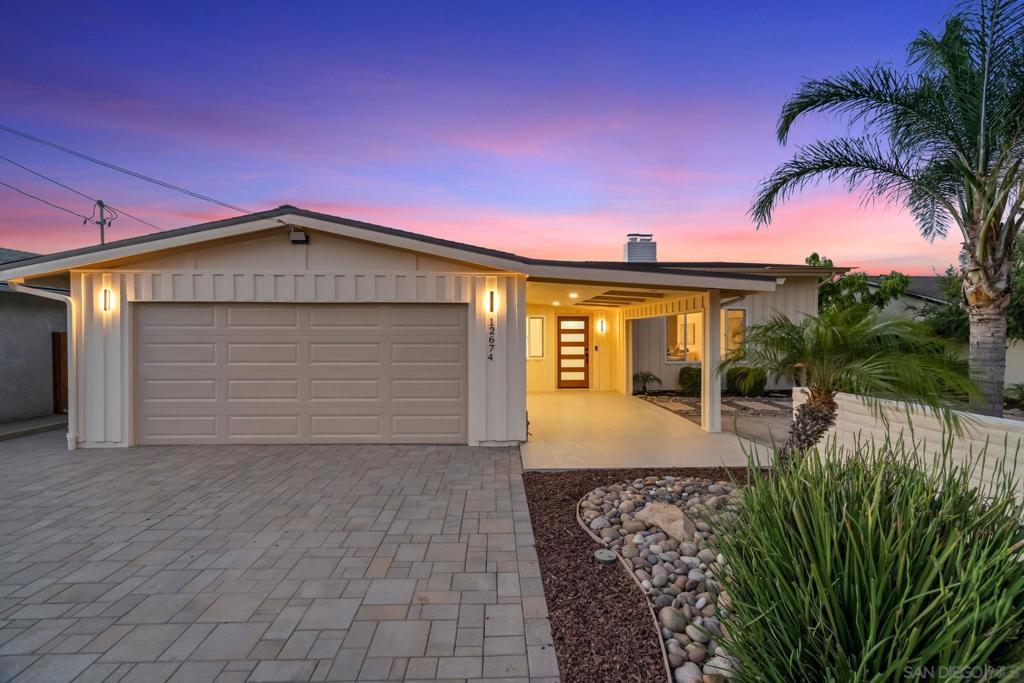 12674 Metate Ln Property Photo 1