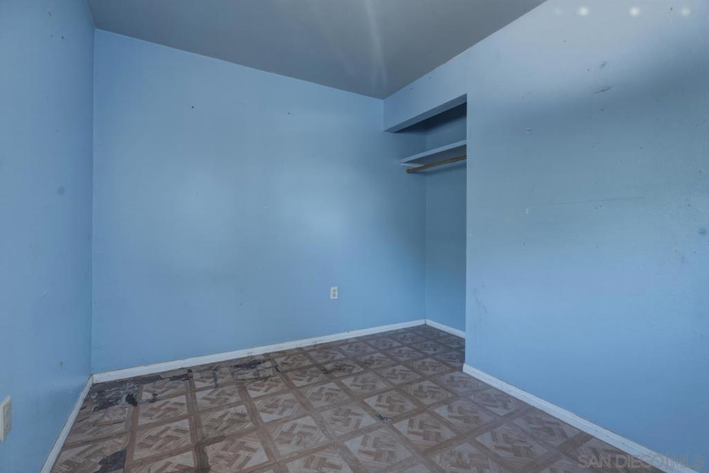 1645 La Brea St. Property Photo 19