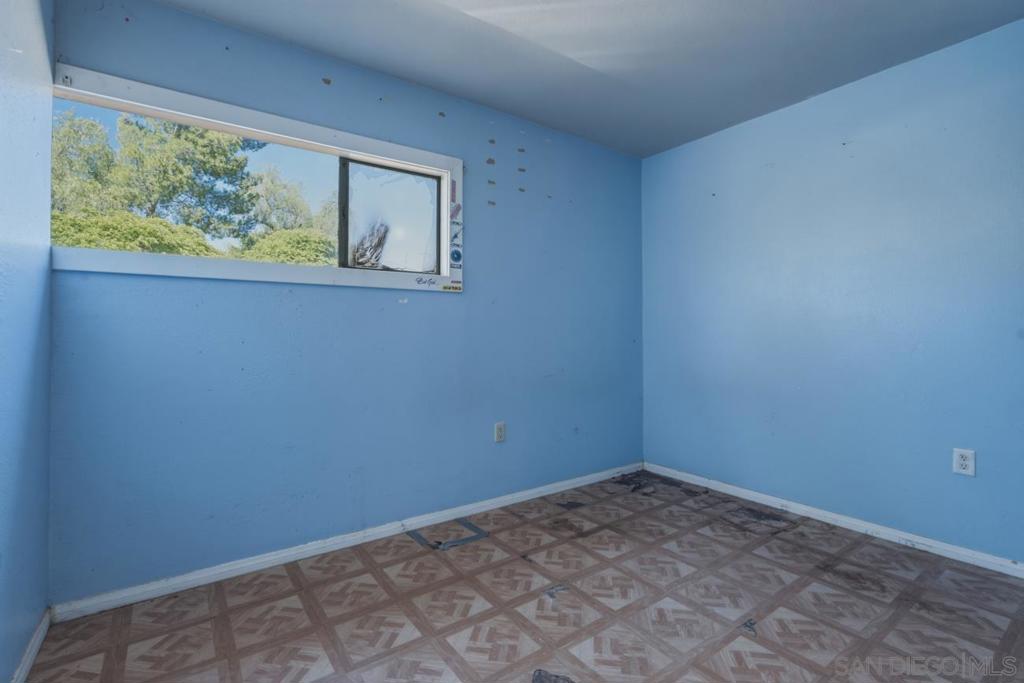 1645 La Brea St. Property Photo 20