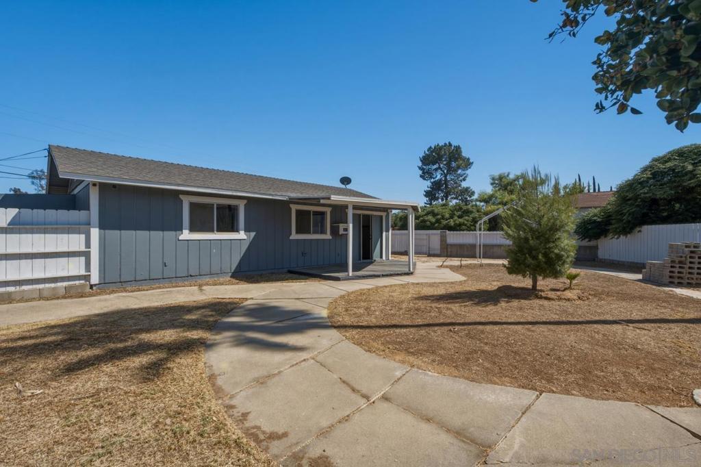 1645 La Brea St. Property Photo 27