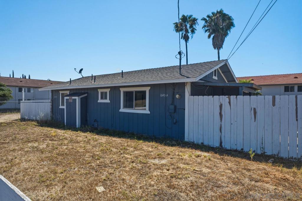 1645 La Brea St. Property Photo 39