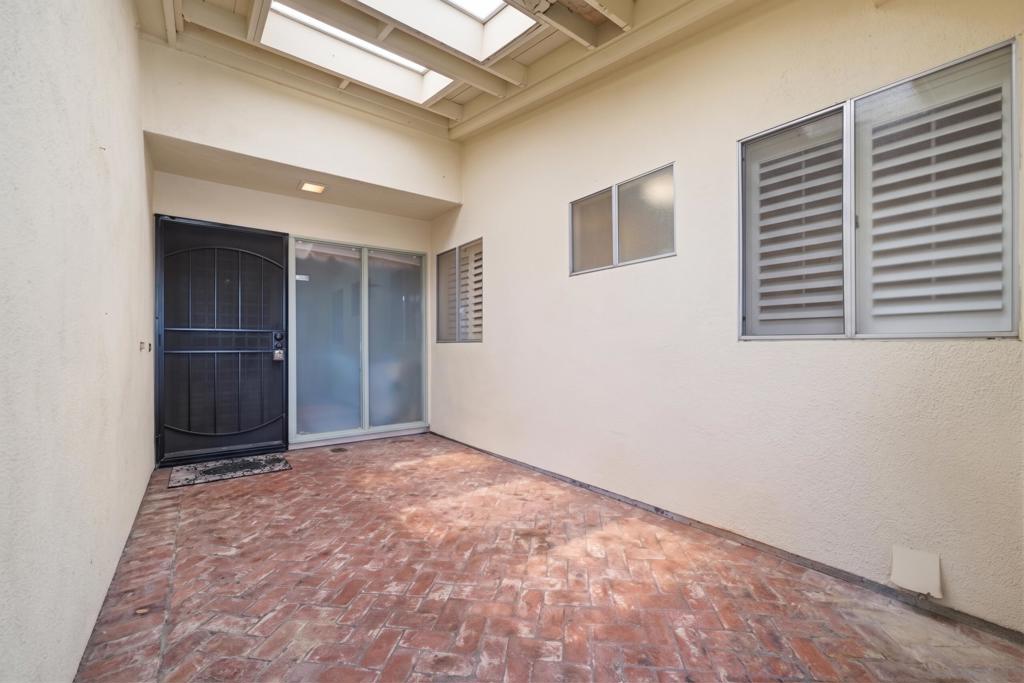 3902 N Vista Campana 9 Property Photo 6